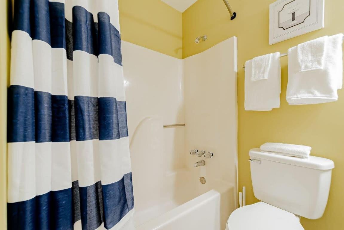 Holiday home Breeze On Inn- Mins To Ft Jackson *
