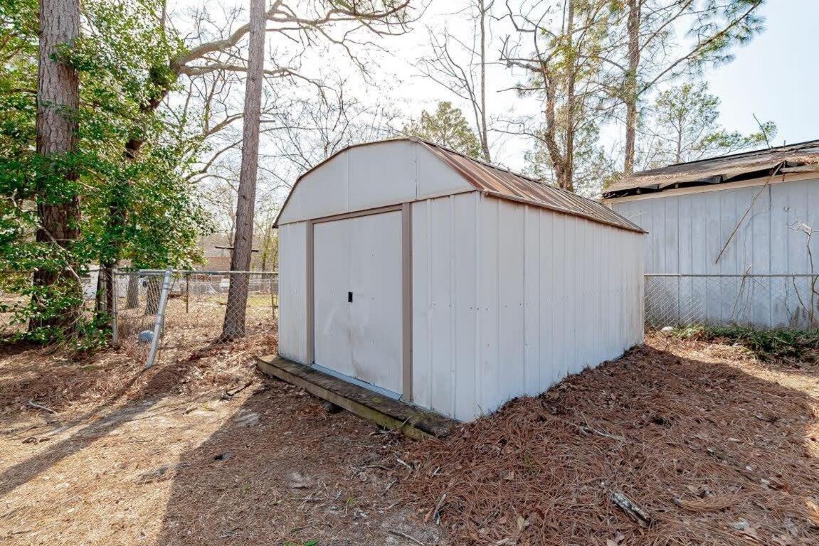 Breeze On Inn- Mins To Ft Jackson Holiday home *
